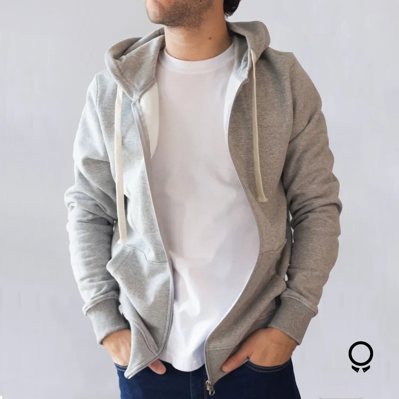 CAMPERA CON CAPUCHA LIBERATO BASICS GRIS