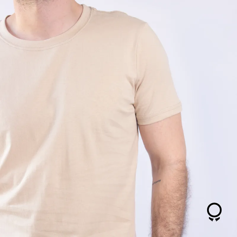 REMERA LIBERATO BASICS CUELLO REDONDO BEIGE