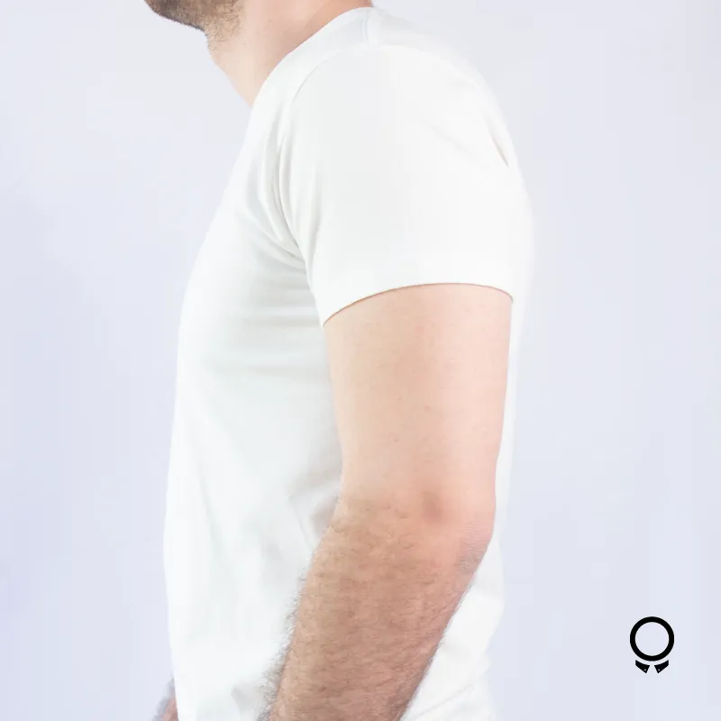 REMERA LIBERATO BASICS PREMIUM TEE V BLANCA