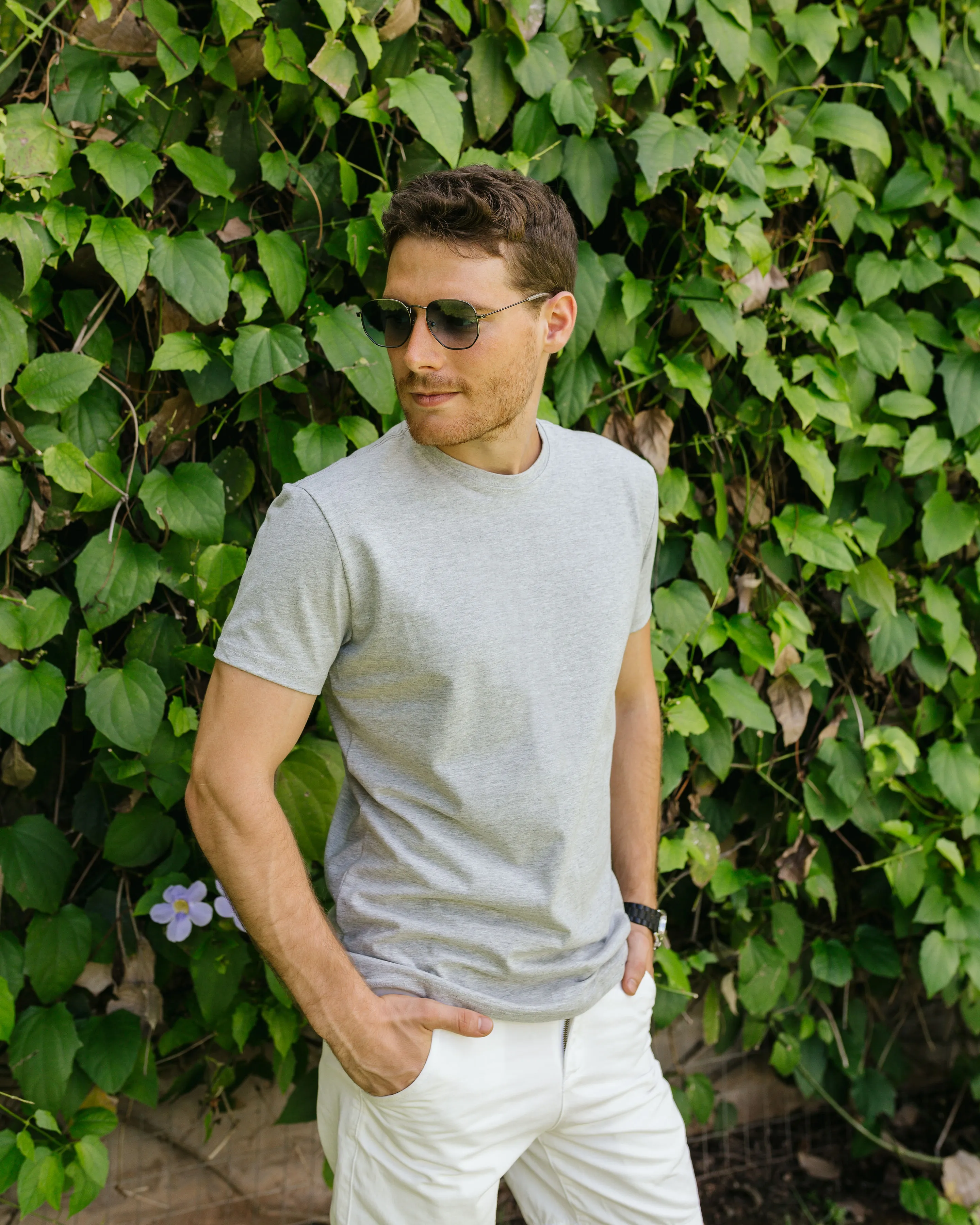 REMERA LIBERATO BASICS PREMIUM TEE REDONDO GRIS