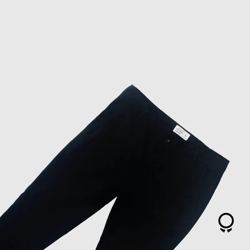 PANTALON CHINO LIBERATO BASICS NEGRO