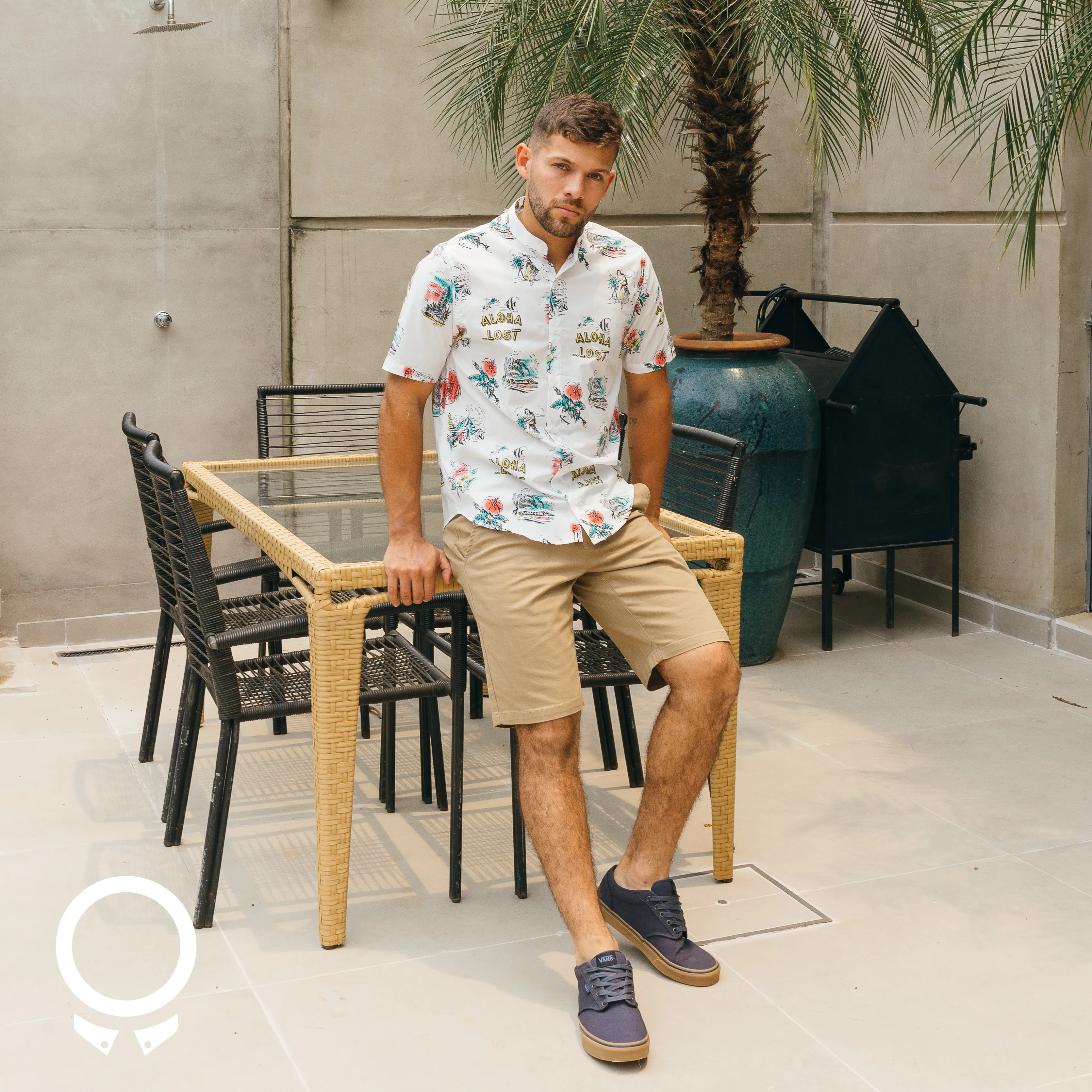 BERMUDA LIBERATO BASICS KAKHI