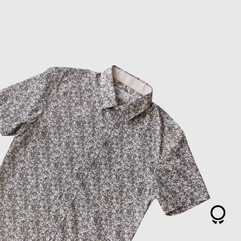 CAMISA LIBERATO BASICS M/C FLORCITAS GRISES Y VERDE
