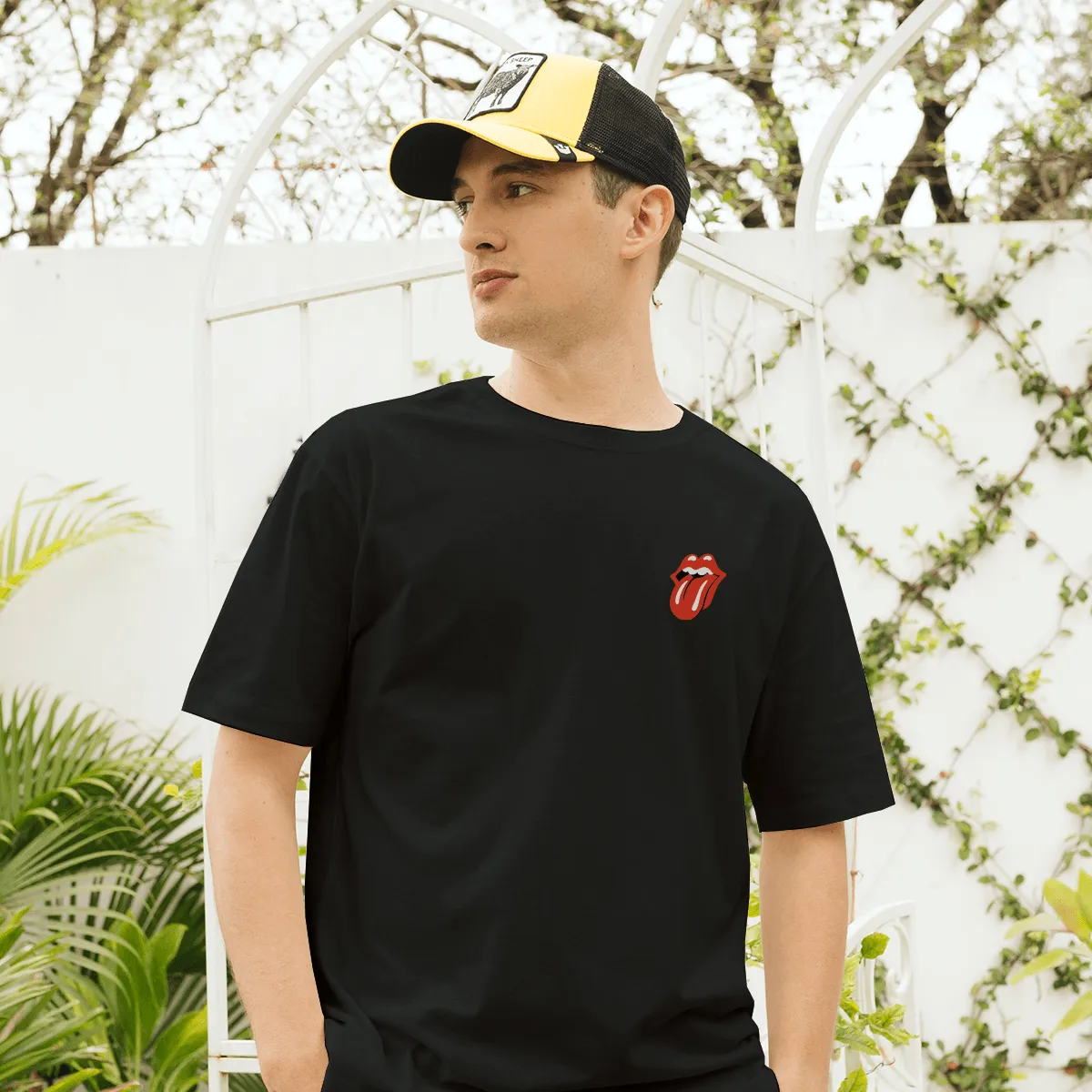 REMERA LIBERATO BASICS OVERSIZE NEGRO ROLLING STONES