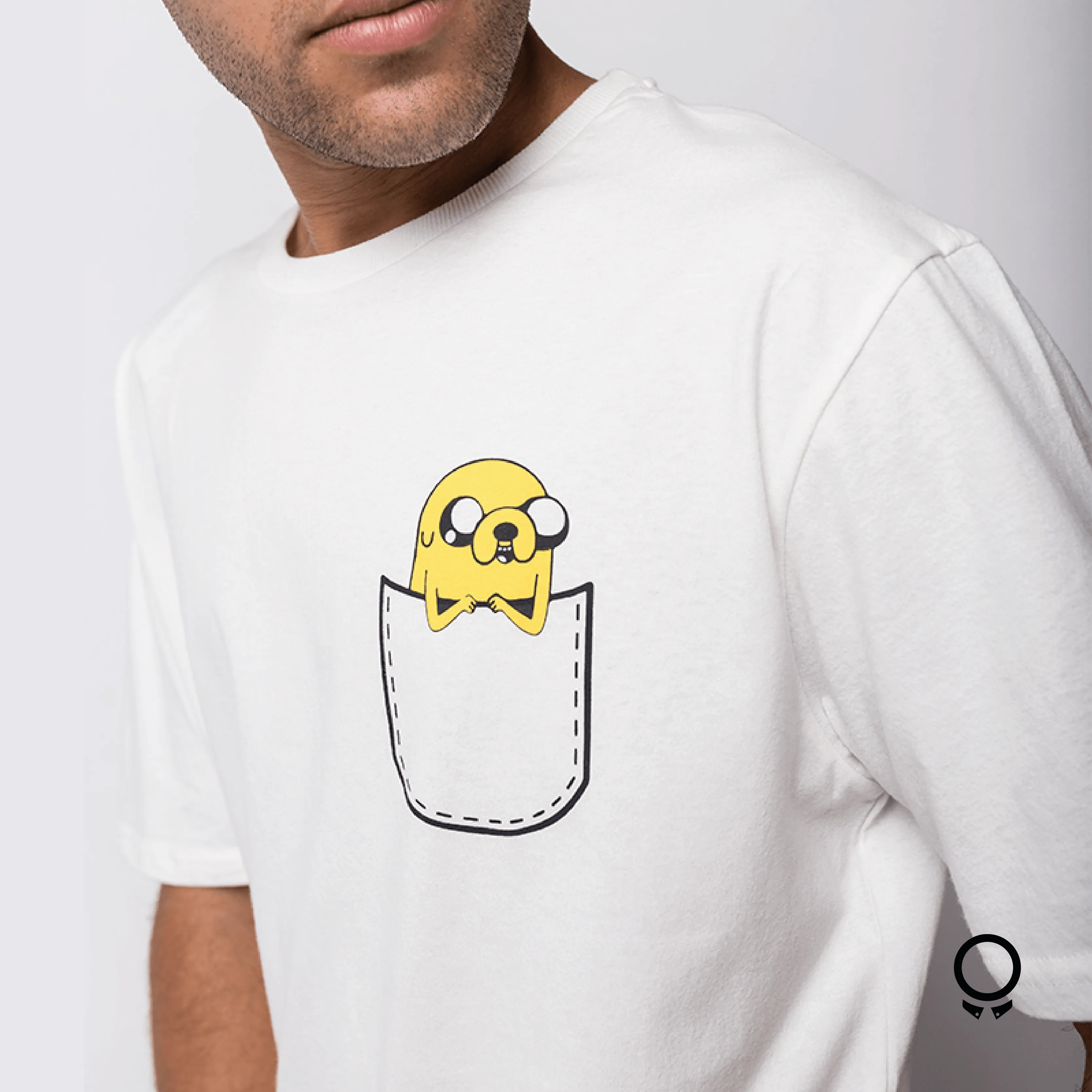 REMERA LIBERATO BASICS OVERSIZED BLANCA JAKE