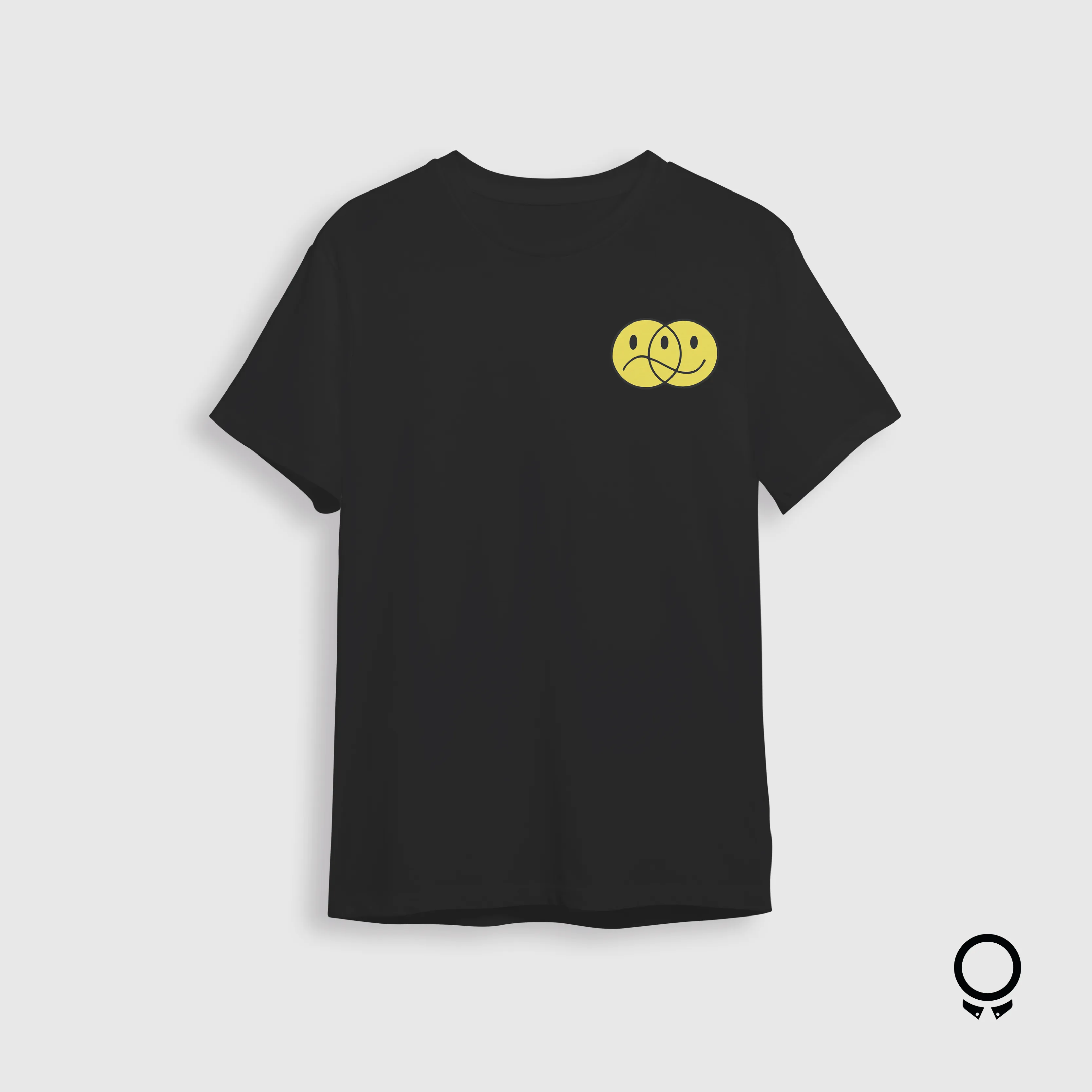 REMERA LIBERATO BASICS OVERSIZED NEGRA EMOJI