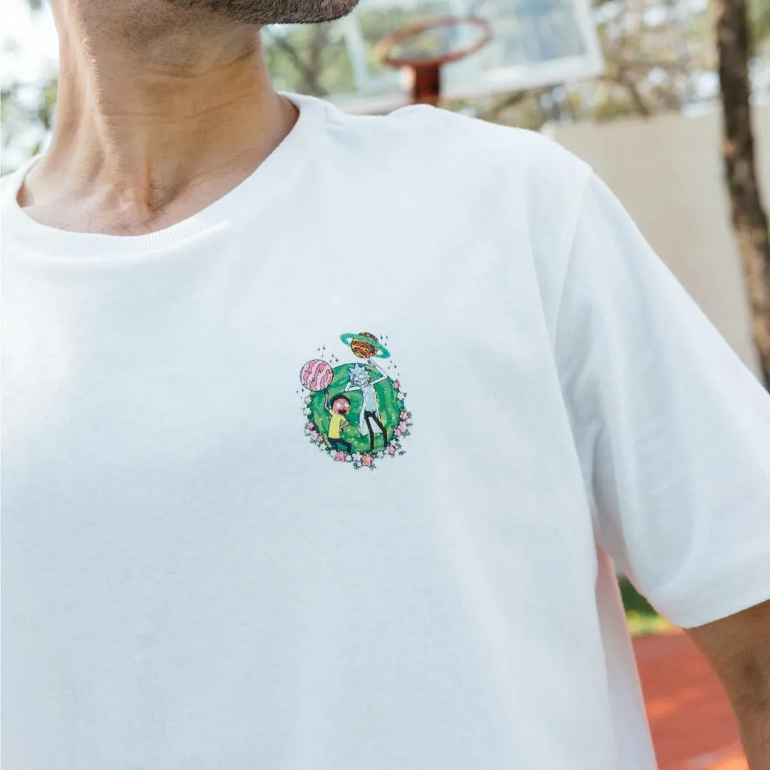 REMERA LIBERATO BASICS OVERSIZED BLANCA RICK AND MORTY