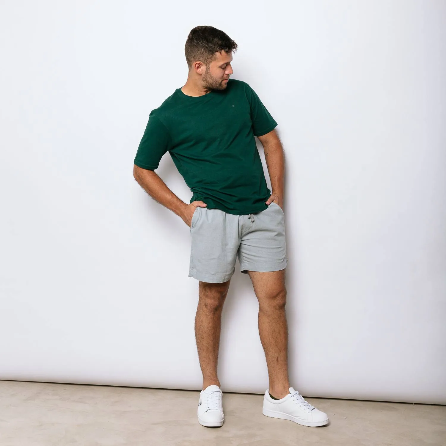 SHORTS LIBERATO BASICS DE LINO GRIS