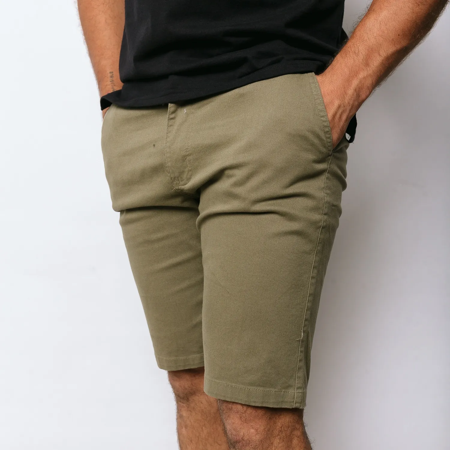 BERMUDA LIBERATO BASICS VERDE