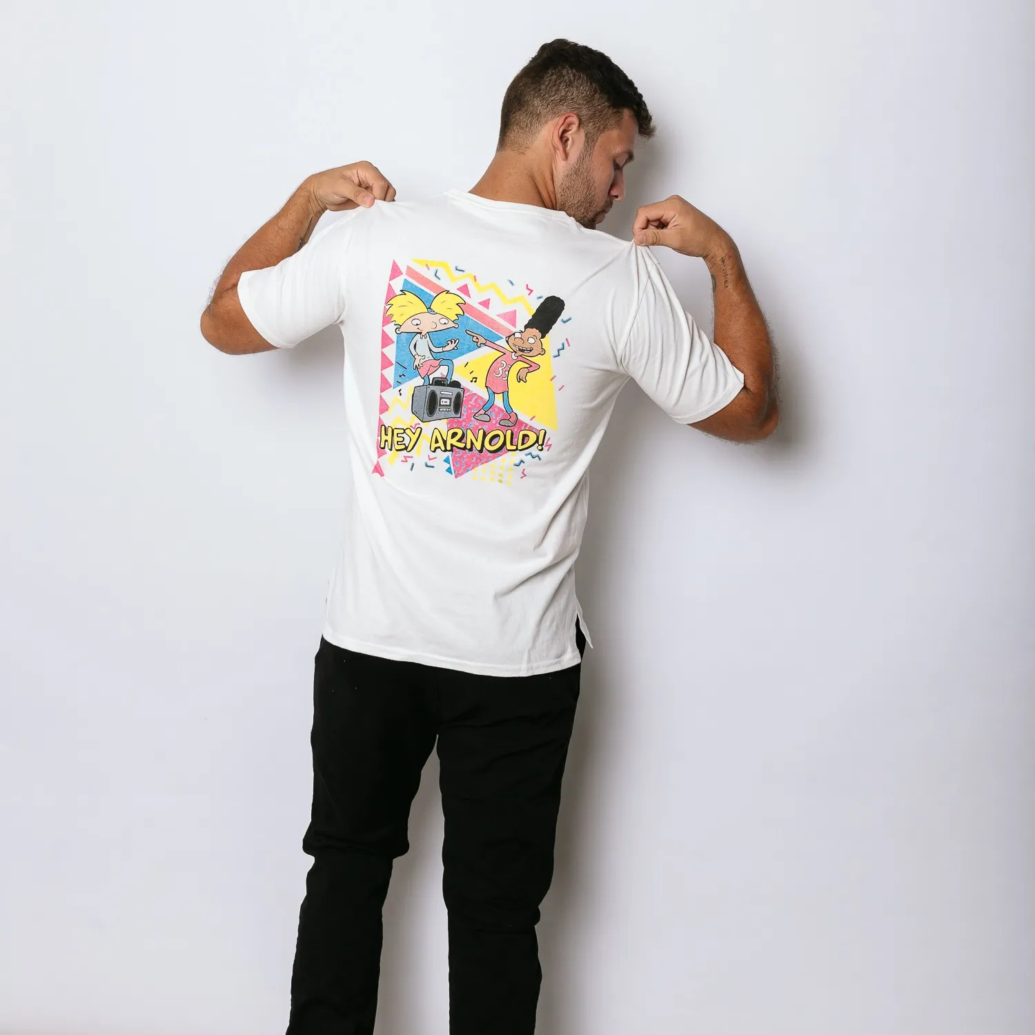 REMERA LIBERATO BASICS OVERSIZE BLANCA HEY ARNOLD