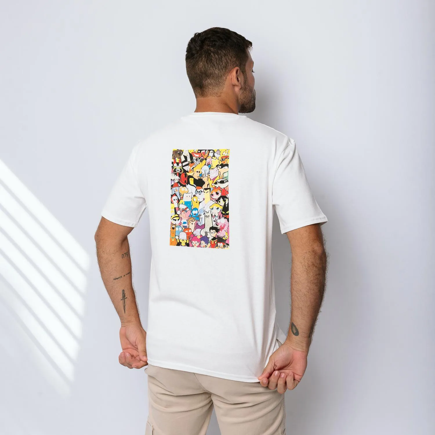 REMERA LIBERATO BASICS OVERSIZE BLANCA CARTOON NETWORK