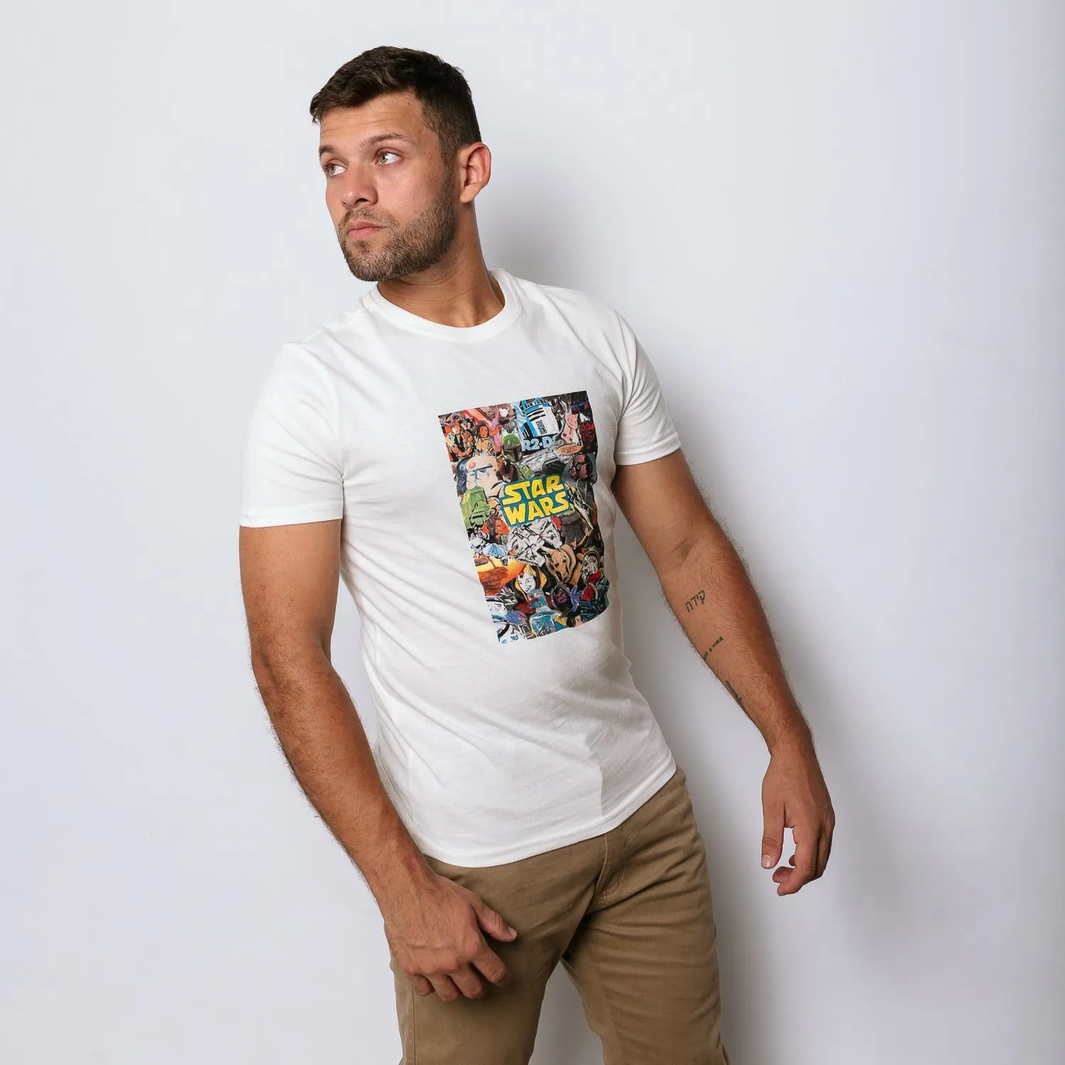 REMERA LIBERATO BASICS REGULAR FIT BLANCA STAR WARS
