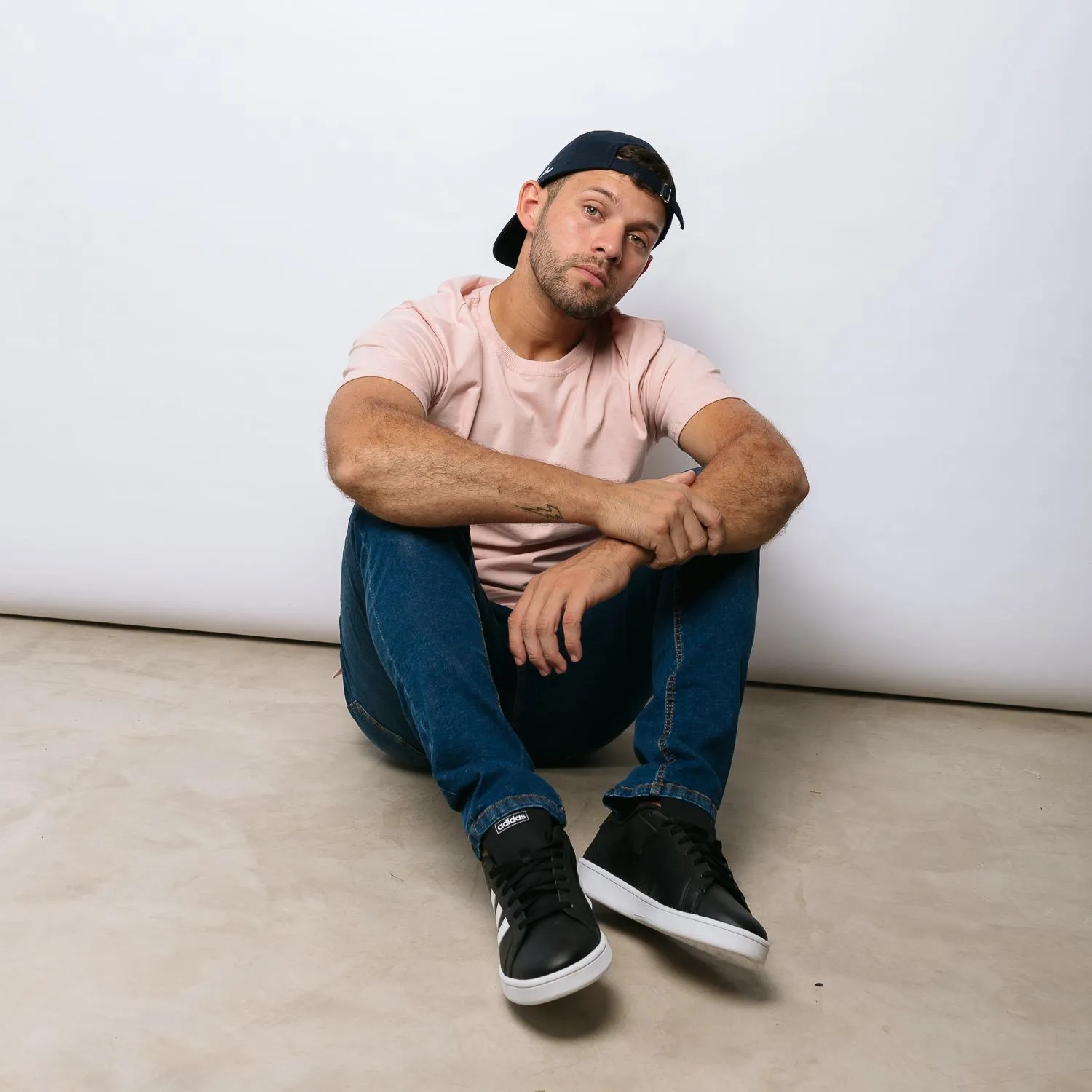REMERA LIBERATO BASICS OVERSIZE ROSADO
