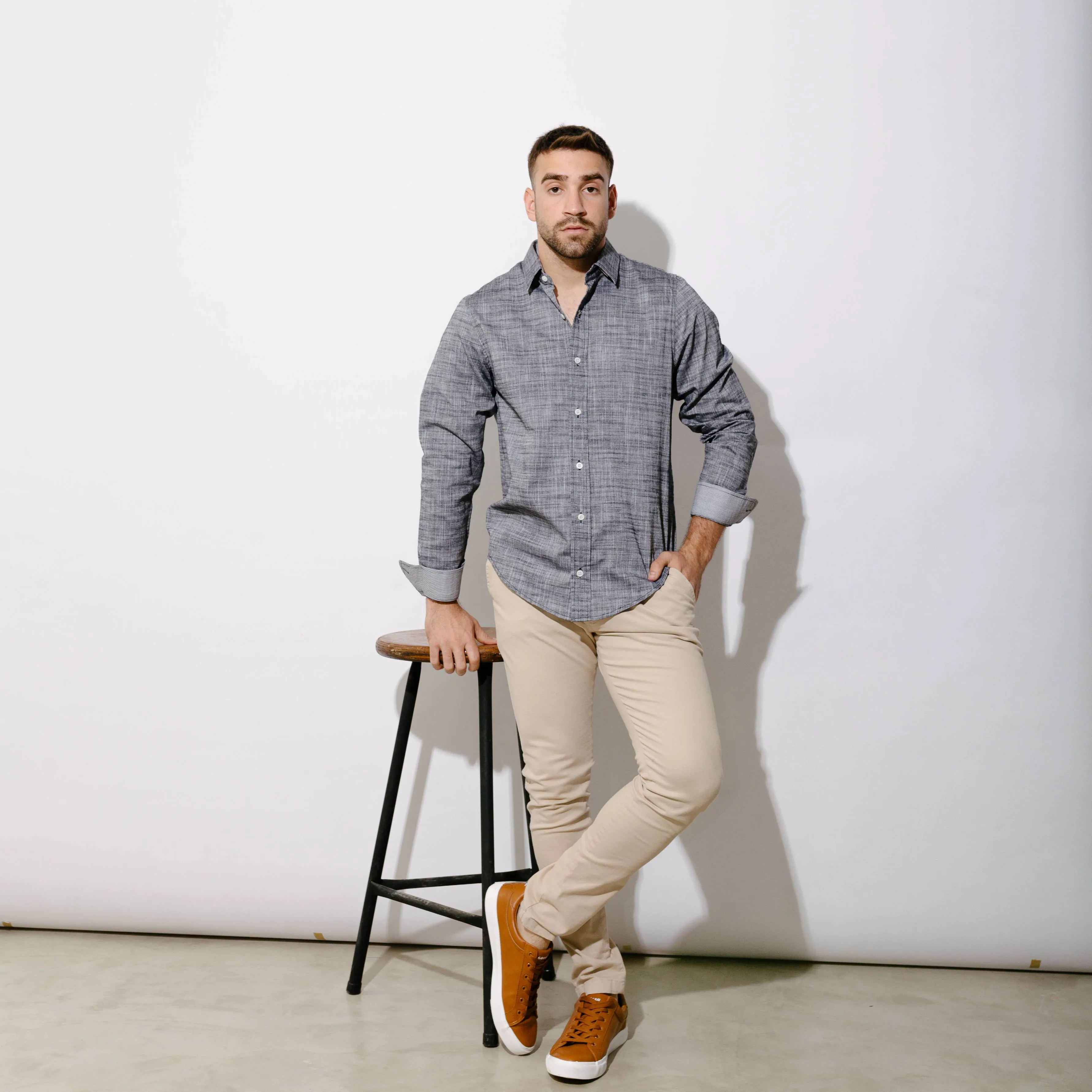 CAMISA LIBERATO BASICS MANGAS LARGAS NEGRA