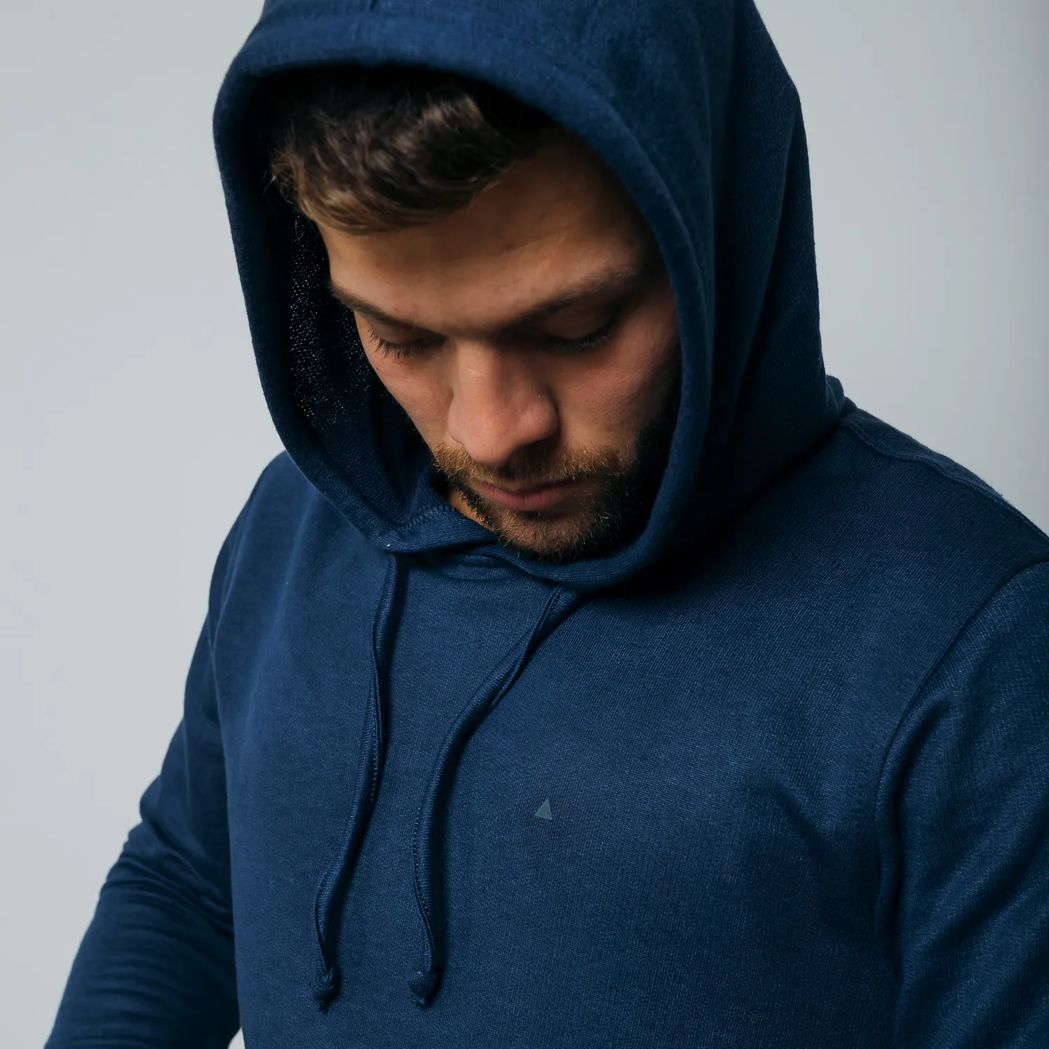 HOODIE LIBERATO BASICS AZUL MARINO