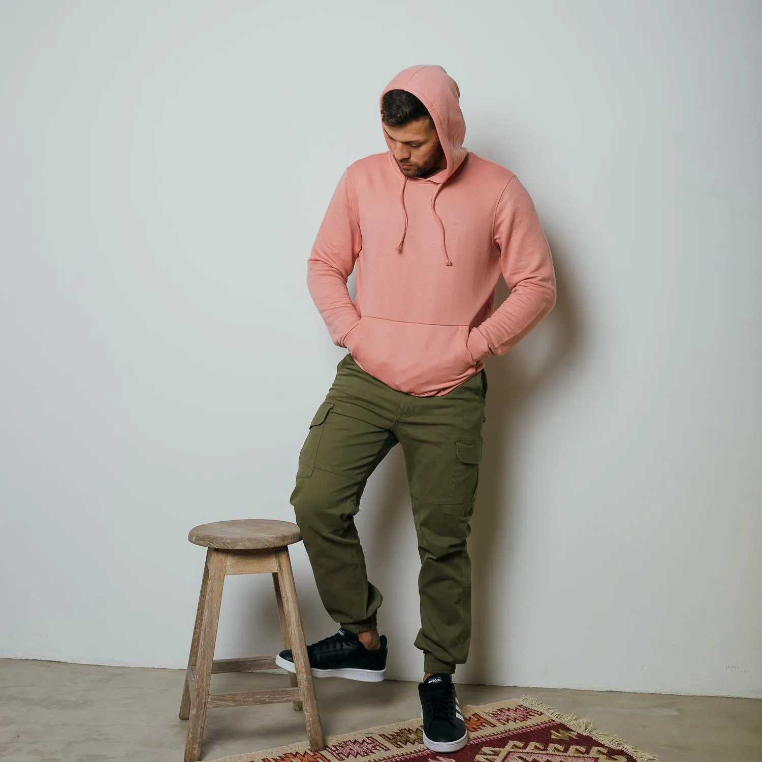 HOODIE LIBERATO BASICS ROSADO