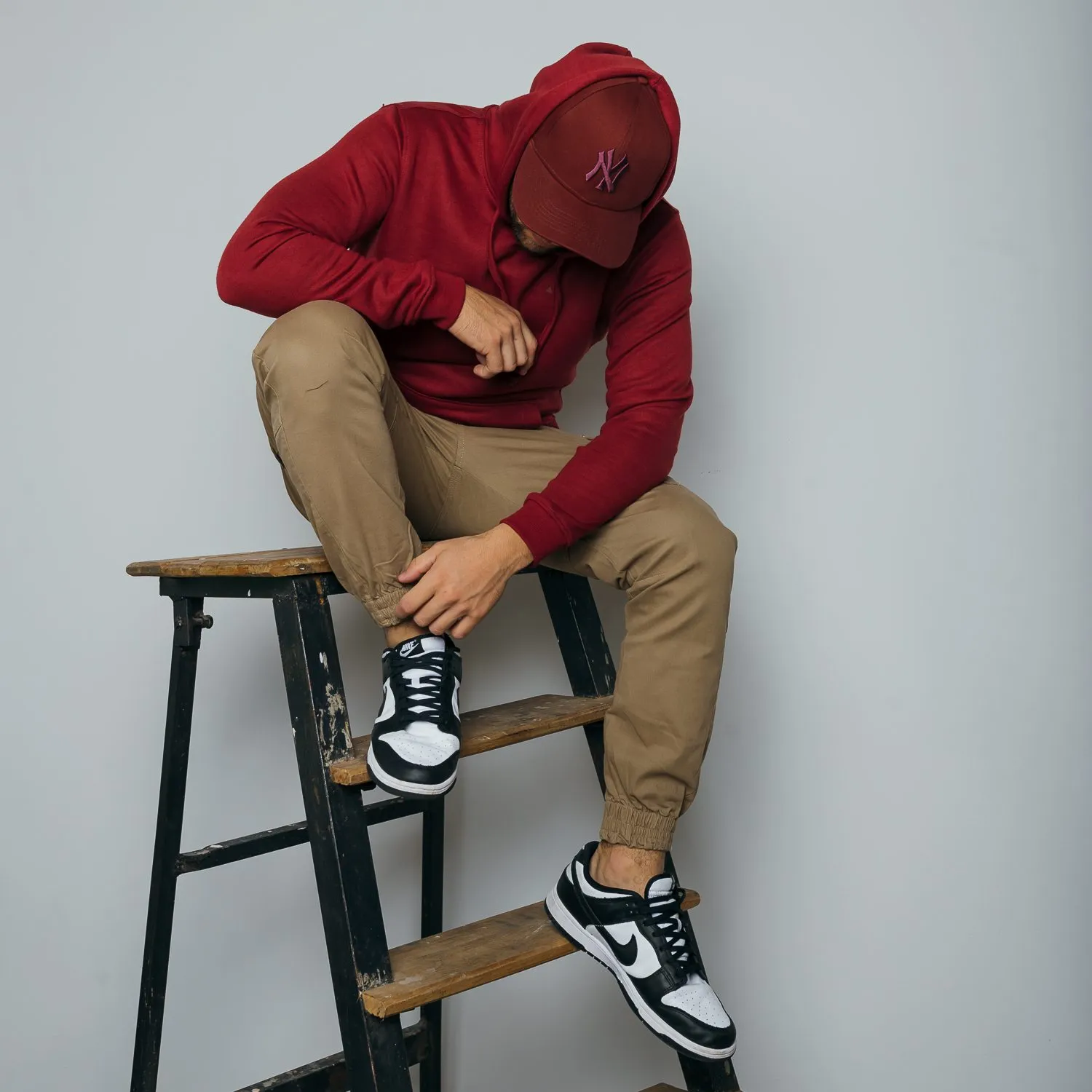 HOODIE LIBERATO BASICS VINO