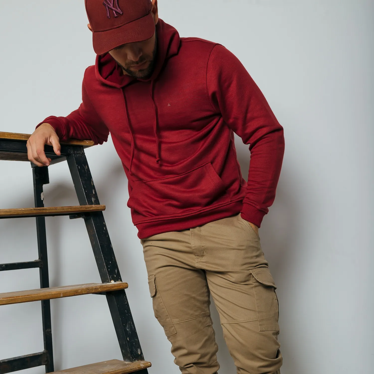 HOODIE LIBERATO BASICS VINO