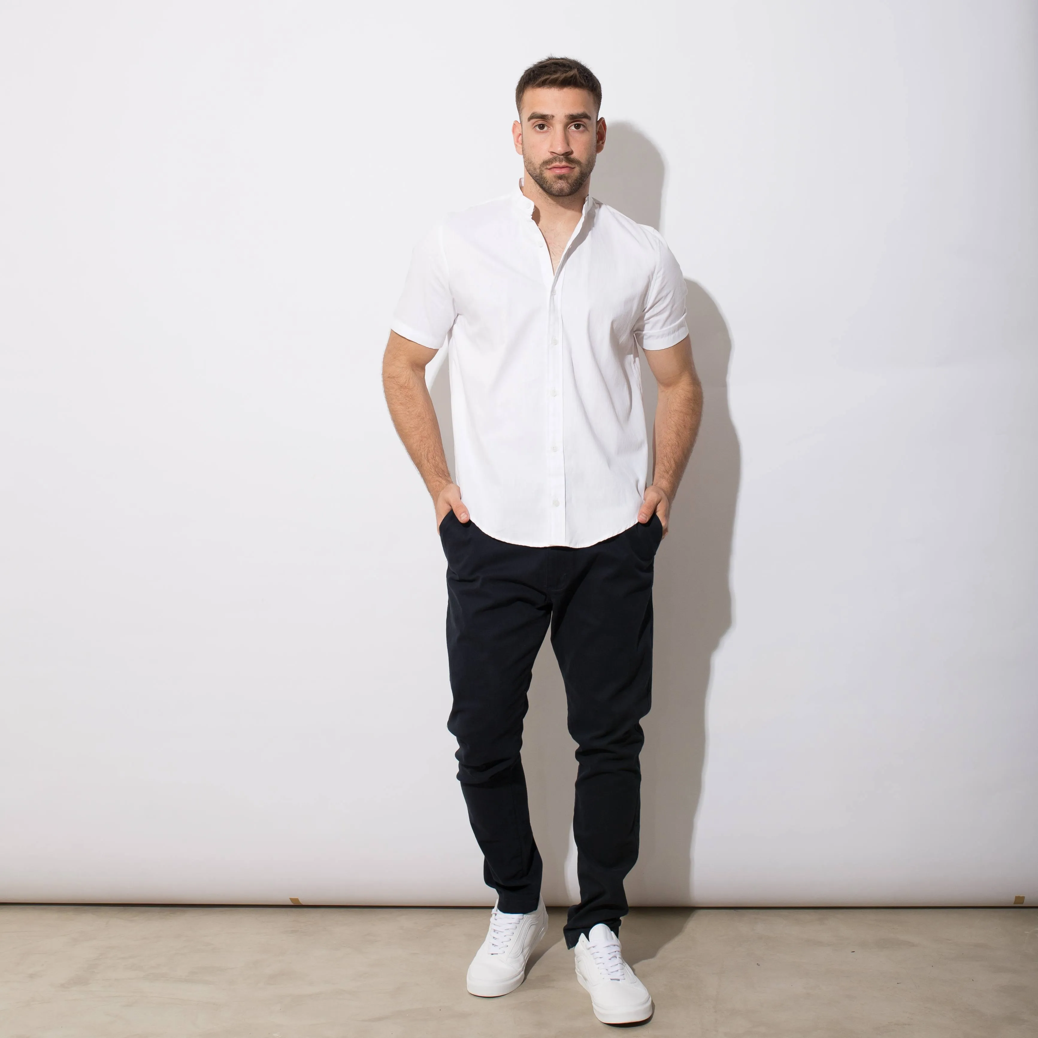CAMISA LIBERATO BASICS MAO MANGAS CORTAS BLANCA