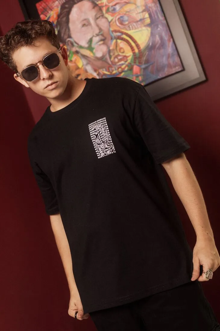 REMERA LIBERATO BASICS OVERSIZE NEGRA NOSPACE