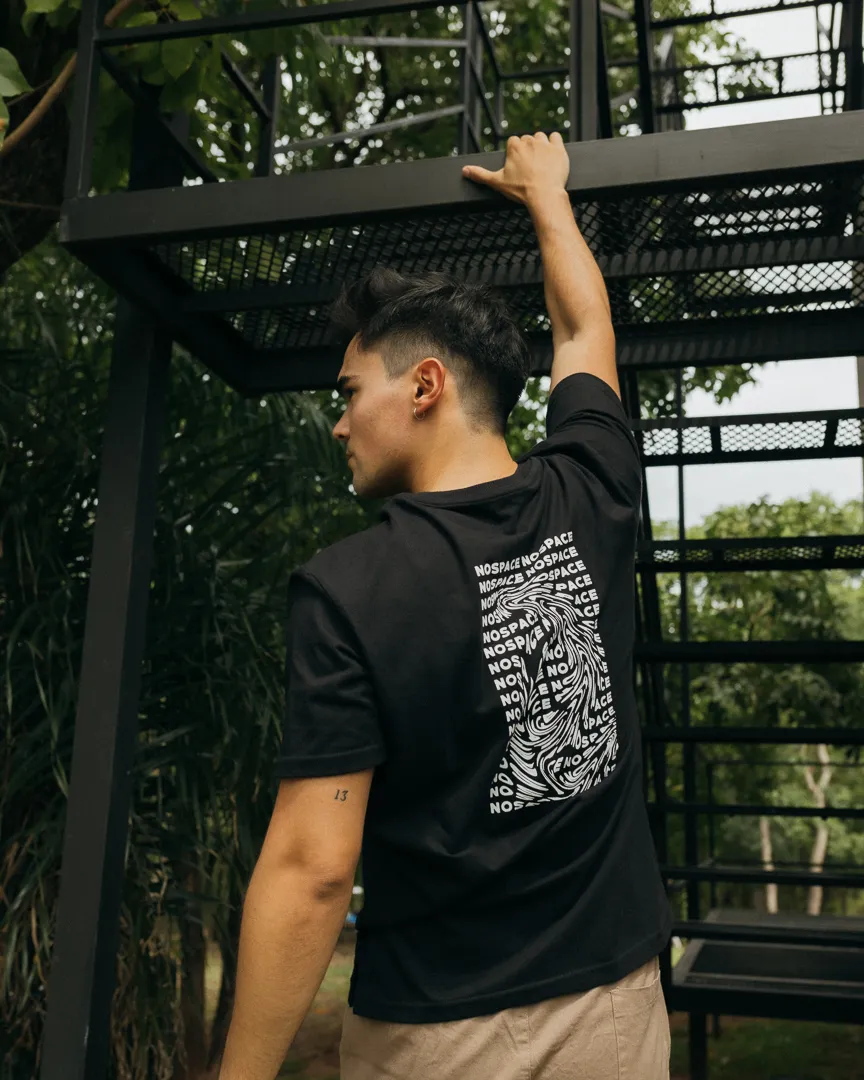 REMERA LIBERATO BASICS OVERSIZE NEGRA NOSPACE