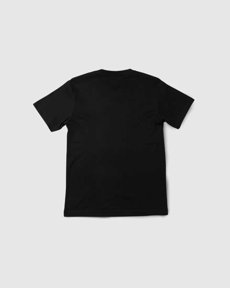 REMERA LIBERATO BASICS REGULAR FIT NEGRA FERRARI 1987