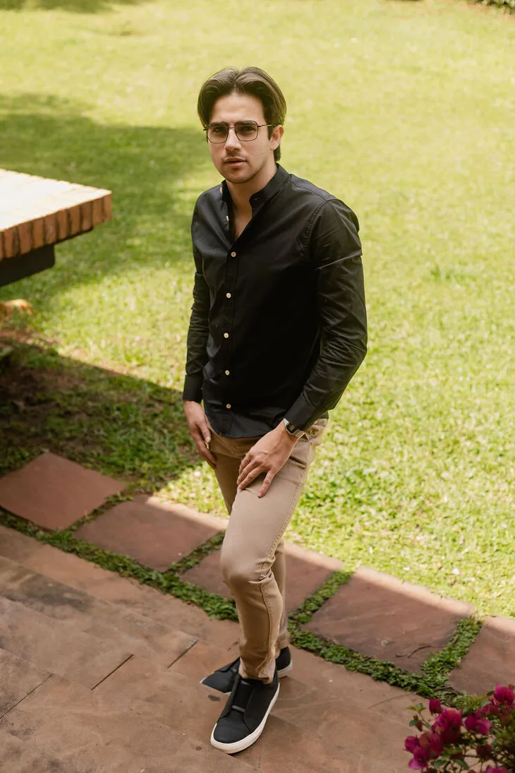 CAMISA LIBERATO BASICS MAO MANGAS LARGAS NEGRA