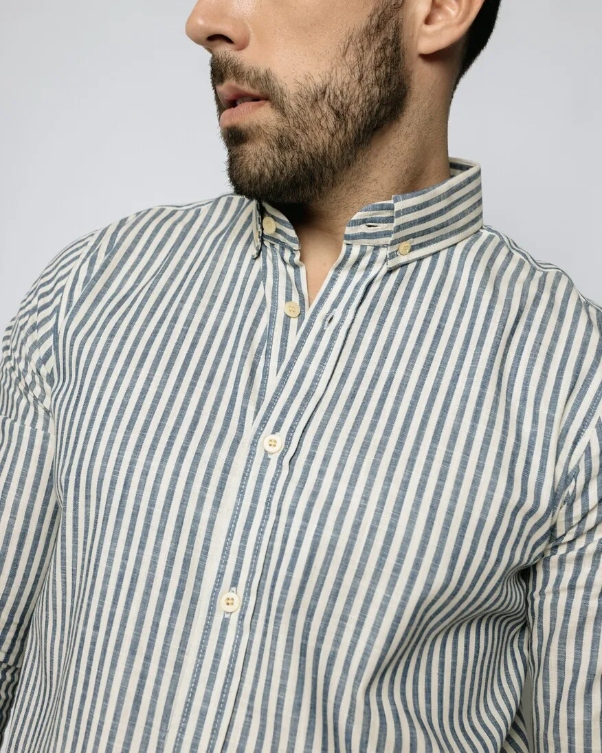CAMISA LIBERATO MANGAS LARGAS RAYADA DE LINO CELESTE