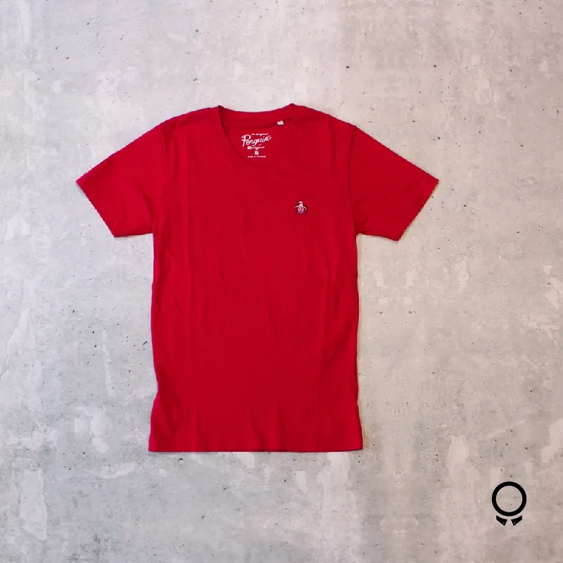 T-SHIRT PENGUIN CUELLO V ROJA
