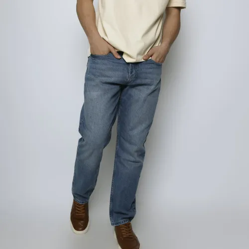 JEANS RECTO LIBERATO CELESTE