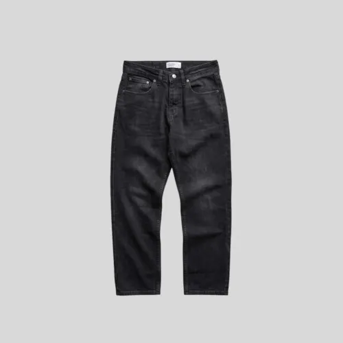 JEANS RECTO LIBERATO NEGRO