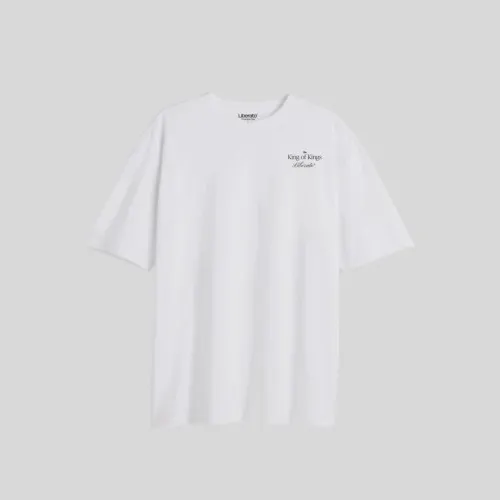 Remera Liberato Oversize Marfil The King Of Kings