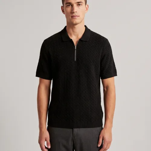 REMERA ABERCROMBIE POLO CON CIERRE NEGRA