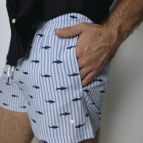 SHORT DE BAÑO LIBERATO CELESTE RAYADO TIBURONES