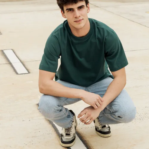 REMERA LIBERATO BASICS BOXY FIT VERDE