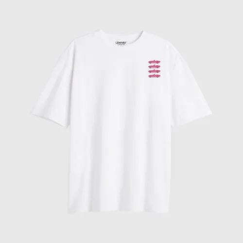 REMERA LIBERATO OVERSIZE MARFIL PINK CLASSIC CAR