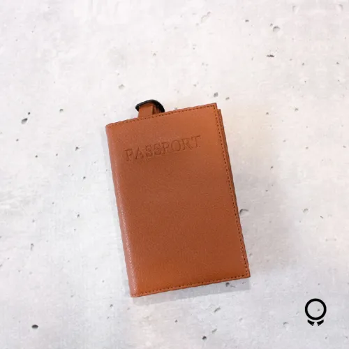 Porta Pasaporte Perry Ellis Tan