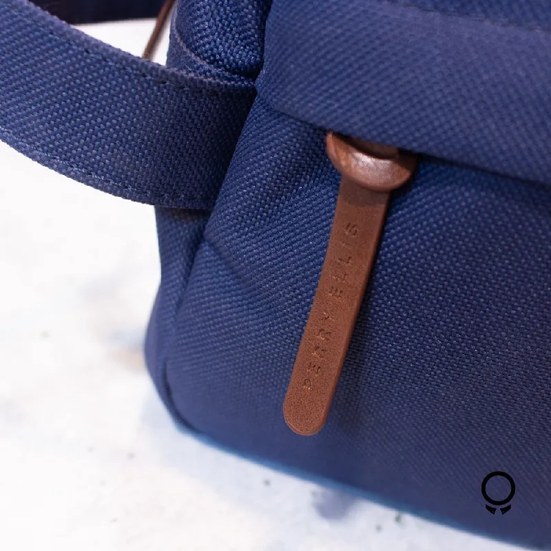 NECESER PERRY ELLIS AZUL DE TELA