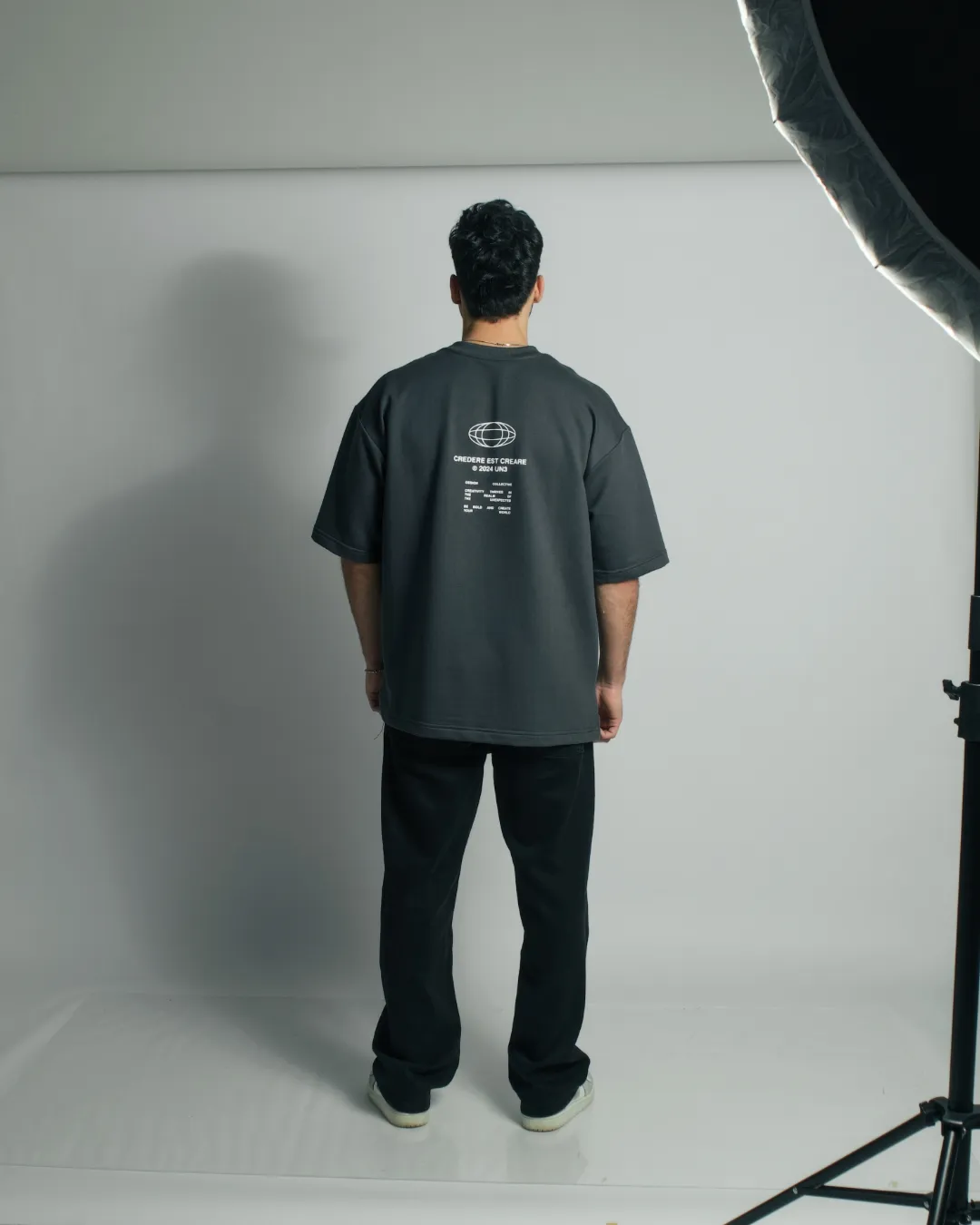 REMERA OVERSIZE UNDISTURB3D CREDERE 250 GSM GREY