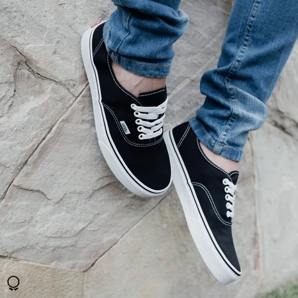 ZAPATO VANS AUTHENTIC BLACK